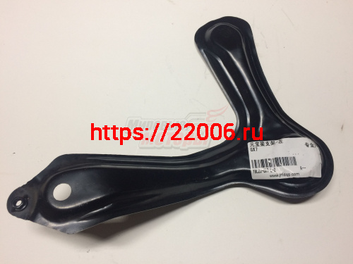 Рычаг подрамника левый X7 (1014012779)