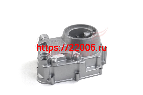 Крышка картера правая Delta, Alpha 110см3 (c верхним положением маслощупа) Крышка картера правая Delta, Alpha 110см3 (c верхним положением маслощупа)