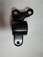 Сайлентблок пер рычага левый Eastar (B112909110)