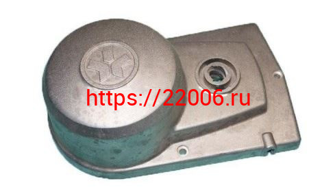 Крышка картера правая под маховичного генартора Минск (3.1134-10530) (г. Минск) Крышка картера правая под маховичного генартора Минск (3.1134-10530) (г. Минск)