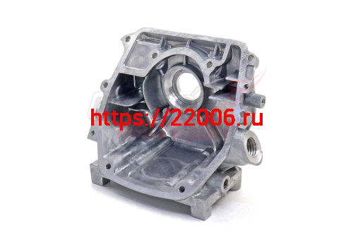Крышка картера левая 144F Крышка картера левая 144F